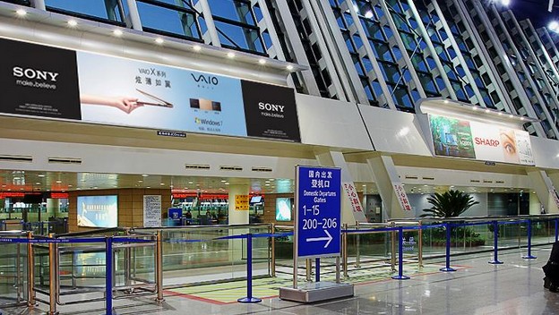 上海浦东机场LED广告